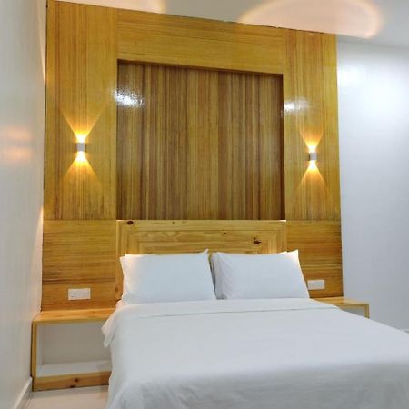 Funduq Al Busyra Motel Pantai Cenang  Exterior photo